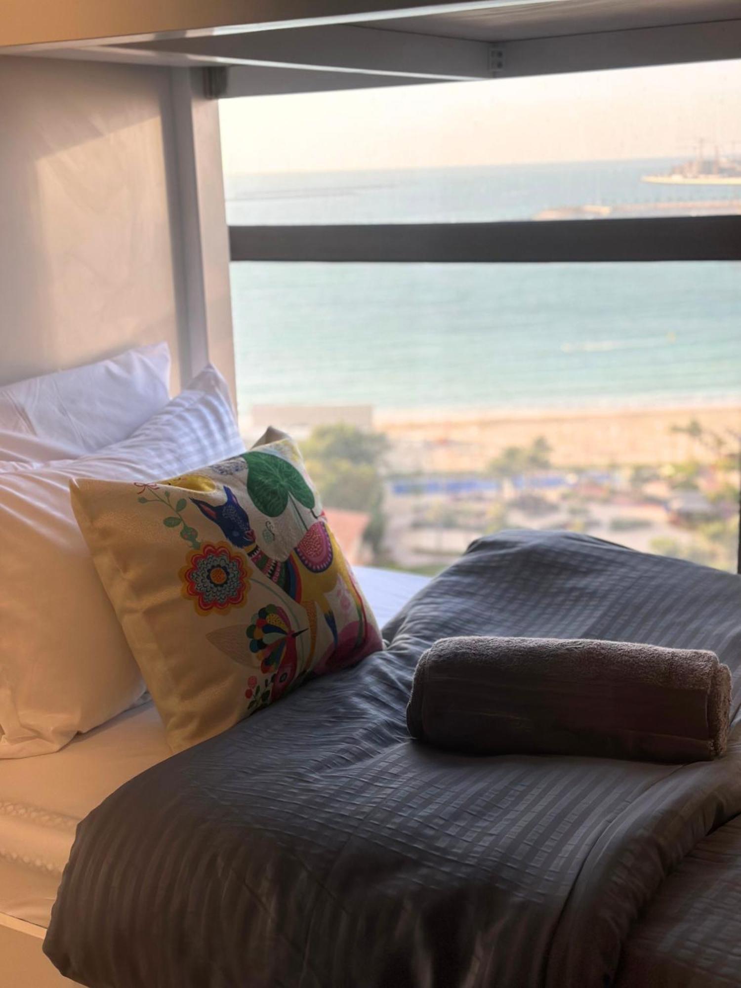 Arabian Nights Beach Hostel Ντουμπάι Εξωτερικό φωτογραφία